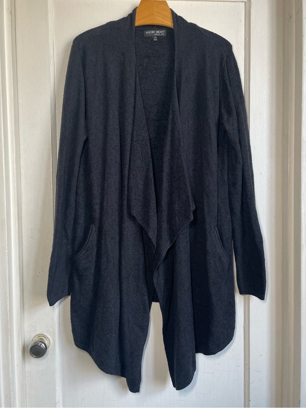 Barefoot Dreams CozyChic Lite Calypso Wrap L/XL Charcoal Gray Pockets 903